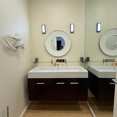 Quarto em Acomodações Particulares Sebastian Lisboa