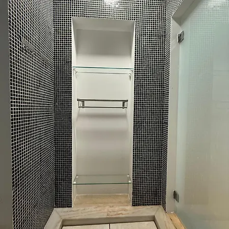 Sebastian リスボン